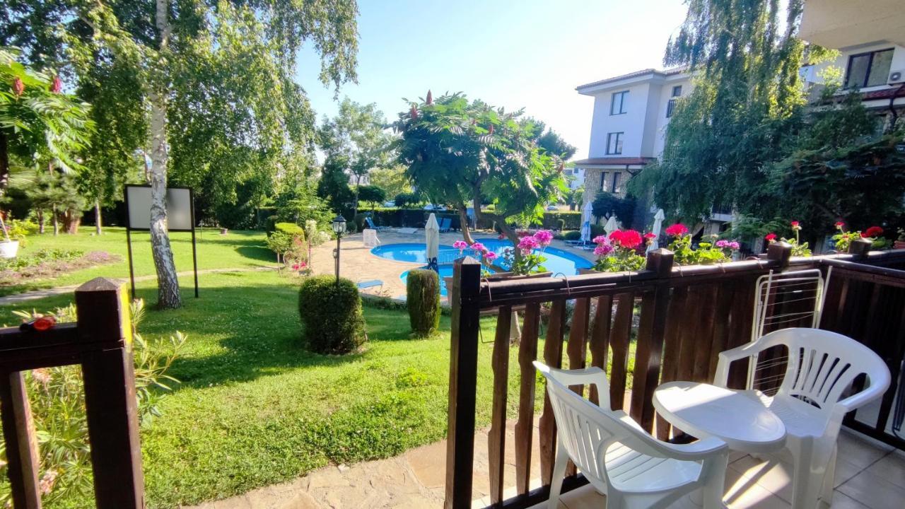 Marina Delfin Apartments - Top Location & Pet Friendly Sveti Vlas Luaran gambar