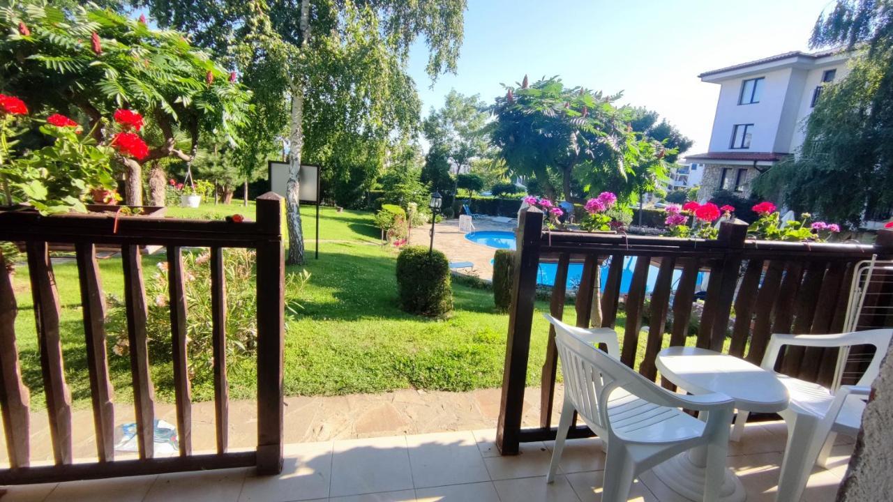 Marina Delfin Apartments - Top Location & Pet Friendly Sveti Vlas Luaran gambar