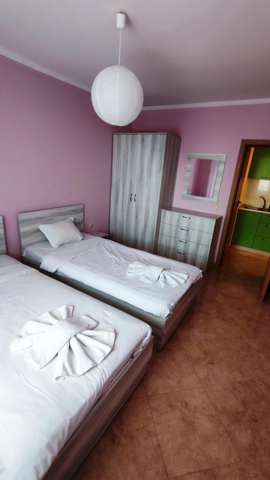 Marina Delfin Apartments - Top Location & Pet Friendly Sveti Vlas Luaran gambar